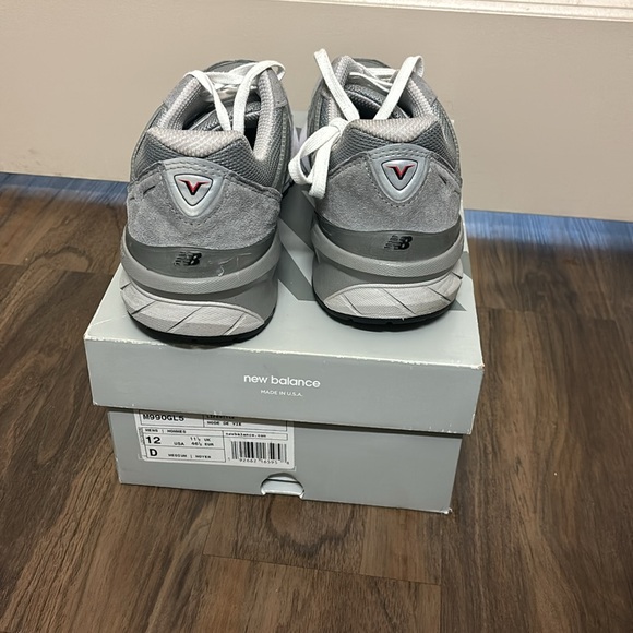 Men’s Grey New Balance 990v5 - Picture 3 of 3